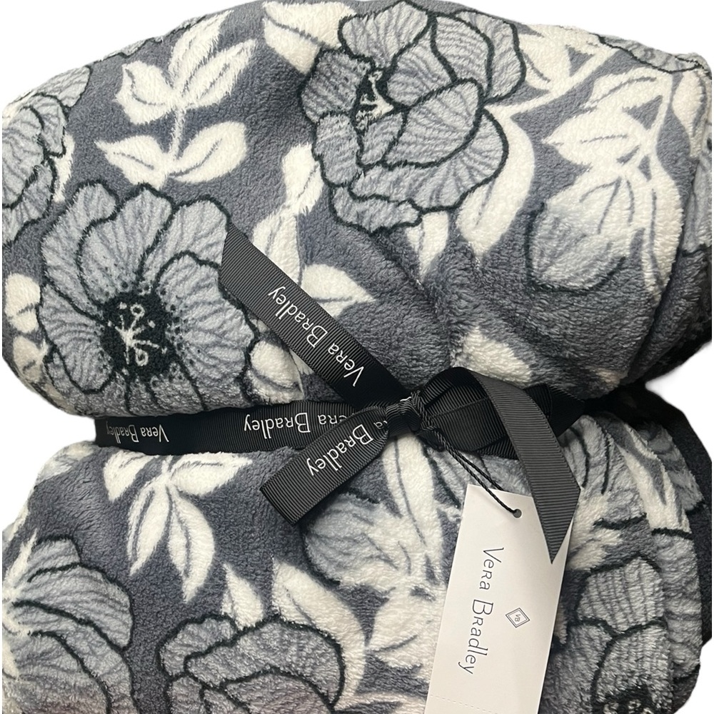 Vera Bradley NWT Moon Shadow Meadow throw blanket! 80”X50”🔥 HUGE!
